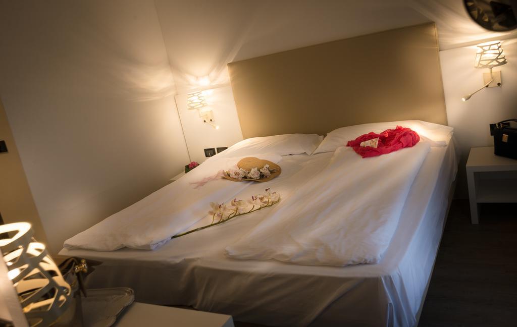 קאורלה Fantinello Hotel מראה חיצוני תמונה